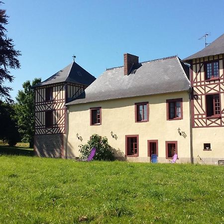 Bed and Breakfast Le Manoir Des Arts Saint-Samson-de-Bonfosse Екстер'єр фото