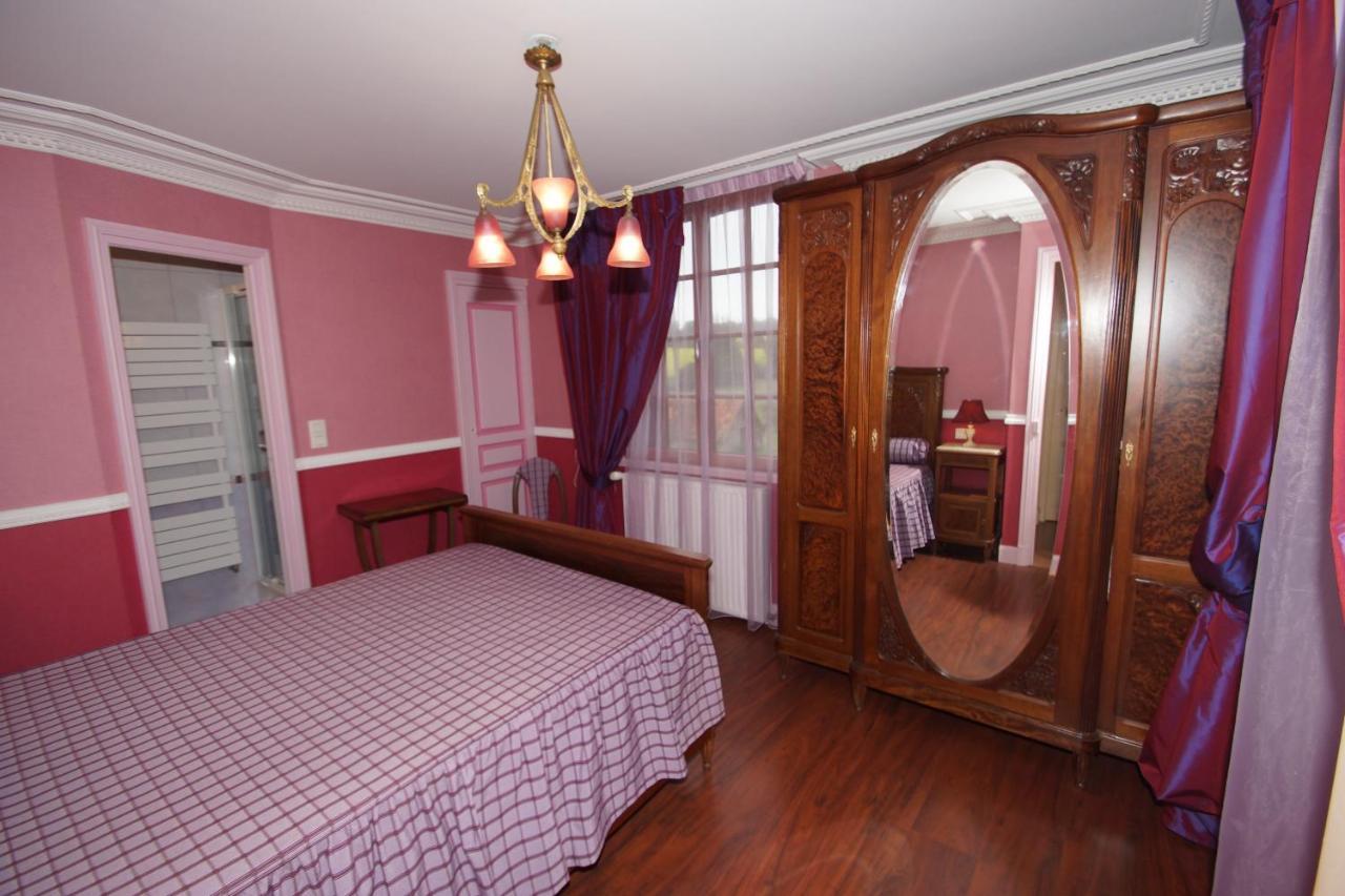 Bed and Breakfast Le Manoir Des Arts Saint-Samson-de-Bonfosse Екстер'єр фото